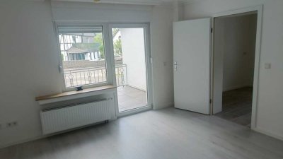 Freundliche und sanierte 3-Raum-Einliegerwohnung mit Terrasse in Kürten