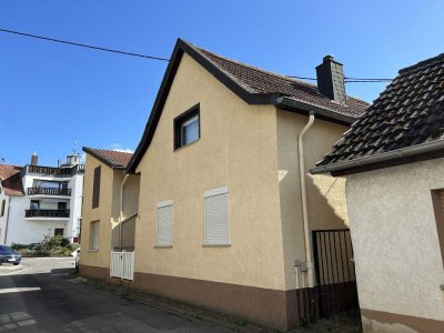 ***Perfekt für Handwerker: Sanierungsbedürftiges Haus mit Potenzial***