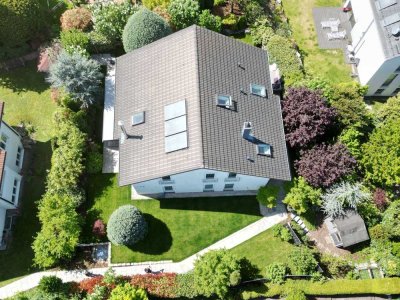 Tolles Inselhaus in ruhiger Höhenlage in Stuttgart-Feuerbach | 5,5 Zimmer | Niedrigenergiehaus