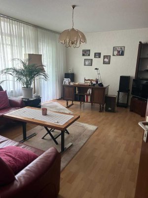 Eigentum statt Miete: 4-Zimmer-Wohnung ohne Maklergebühr!