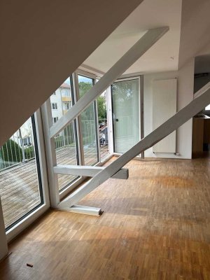 Traumhafte 4er WG / Bessungen ! 2 Bäder / 2 Balkone / Gartenmitbenutzung