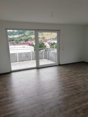 Neuwertige 4,5-Zimmer-Maisonette-Wohnung mit Balkon in Untermünkheim