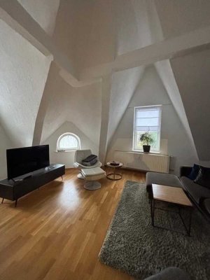 Einzigartige charmante Maisonette-Wohnung mit offener Galerie