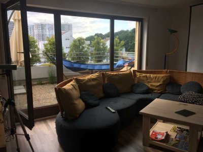 Exklusive 2-Zimmer-Penthouse-Wohnung mit EBK in Sindelfingen