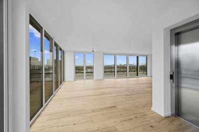 Erstbezug: Penthouse mit Dachterrasse und Skyline-Blick in Frankfurt – direkt vom Eigentümer