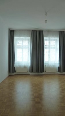 PRIVAT ATZGERSDORF SUPER Zweit-Wohnung sonnig u. ruhig Busse Nahversorgung zu Fuss erreichbar