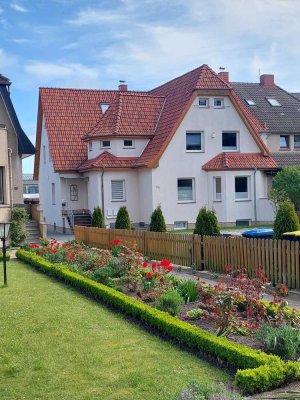 Wismar, Villa als Dreifamilienhaus in direkter Hafennähe!