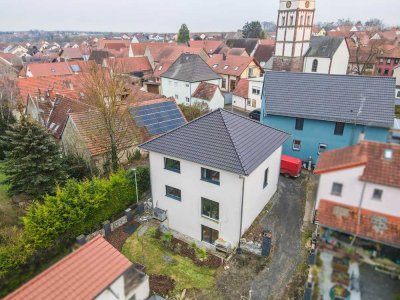Modernes KfW 55 Einfamilienhaus mit Einliegerwohnung in ruhiger Lage!
