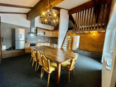 Zwei getrennte Wohneinheiten – ideal für Mehrgeneration - 2 Dachgeschosswohnungen im Paket (ca. 200 m²) – kernsaniert, voll möbliert, 2 Balkone, 4 Stellplätze – Steinberg/Achensee