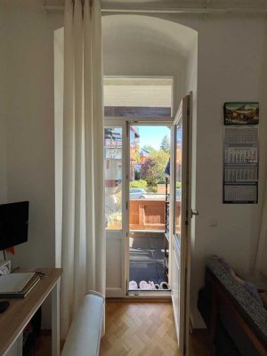 Ruhige 1-Zimmer-Wohnung mit Balkon