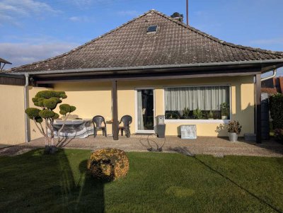 Freistehendes Einfamilienhaus mit Garage in Neuhausen-Schellbronn