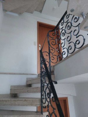 Lichtdurchflutete 4-Zi-Wohnung, gehobene Innenausstattung in Kirrweiler, Erstbezug nach Renovierung