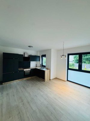 Freundliche und neuwertige 3-Zimmer-Wohnung mit gehobener Innenausstattung in Gießen