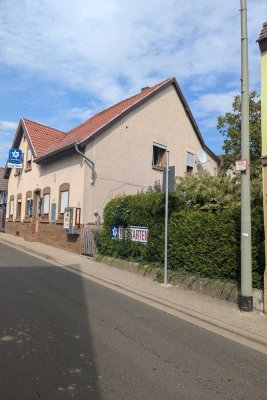Großzügiges Grundstück mit Sanierungsobjekt.....viel Potenzial  und Nutzungsmöglicheiten.......