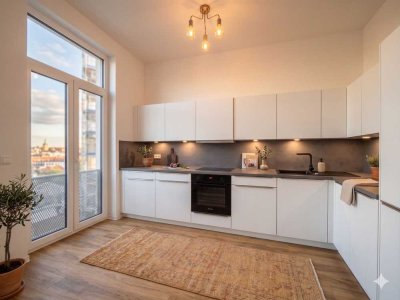 ERSTBEZUG! 4 Zimmer auf über 90 m² mit EBK + Balkon + zwei Bädern und mehr..!