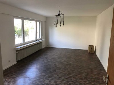 Gepflegte 2-Zimmer Wohnung mit Balkon in Bergheim