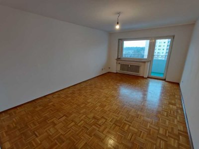 Einfache 1-Raum-Wohnung mit Balkon in Neu-Isenburg