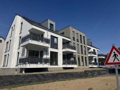 Schicker Neubau - ruhige Lage - fast fertig!!