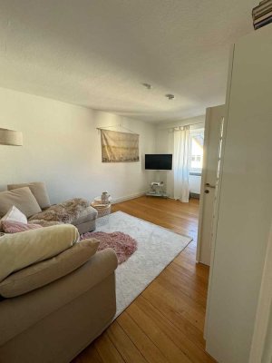 Gut geschnittene 3 Zimmer Wohnung mit Loggia und Tageslichtbad Energieeffizienz A+ !