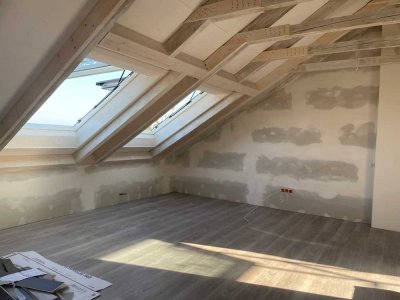 Schickes Dachstudio - neu saniert in Wörrstadt