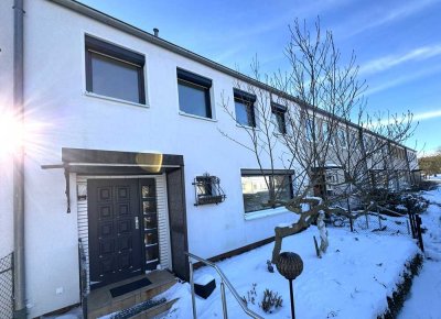 Frisch saniertes Reihenendhaus -Bereit für den Einzug!