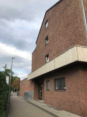 Gut geschnittene 2 Zimmerwohnung mit Balkon