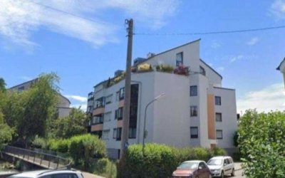 Ansprechende, WG taugliche 2 Zimmer-Wohnung mit tollem Blick auf die Singold