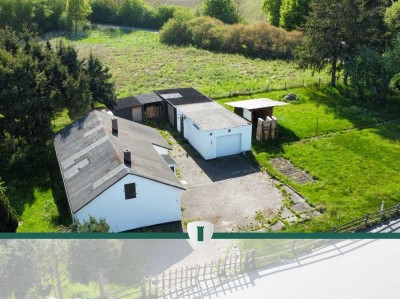 Großes Eckgrundstück mit Altbestand zum Verwirklichen Ihrer Wohnträume in Ostseenähe
