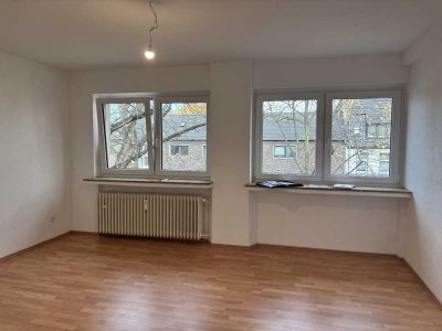 Gut aufgeteilte 3-Zimmer Wohnung mit saniertem Badezimmer