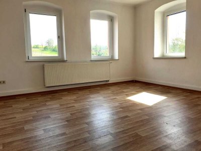 Viel Platz für große Familien!!  8R-Wohnung im Zentrum von Kohren-Salis 215 qm
