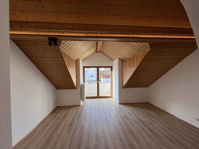 2 Zi-Whg mit EBK, Balkon und TG-Stellplatz in bester Lage