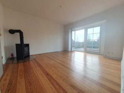 4 Zimmer Wohnung im Zweifamilienhaus