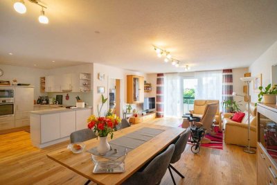 Komfortables Wohnen mit Stil und Qualität: schicke 3,5-Zimmer-Wohnung mit Balkon und TG-Stellplatz