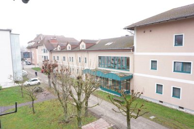 1-Zimmer-Wohnung mit Loggia in zentraler Lage in Laakirchen (Nähe Rathausplatz)