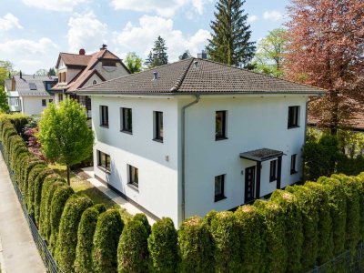 Großzügiges Einfamilienhaus mit exklusiven Highlights und sonnigem Garten