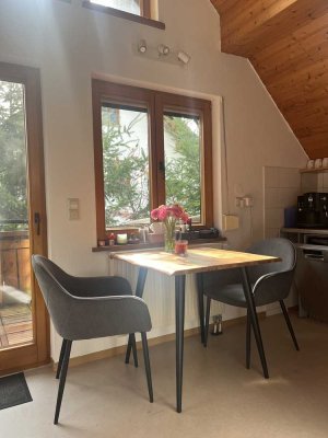 2 Zimmerwohnung über Pferden