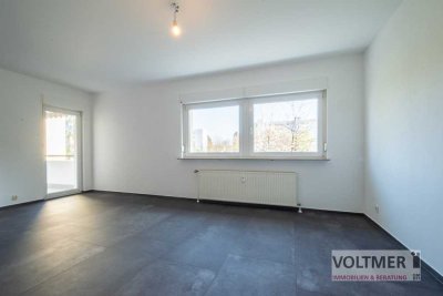 AUSZEIT - komplett renovierte Etagenwohnung mit überdachtem Balkon in Wellesweiler!