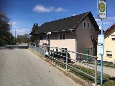 Mehrfamilienhaus Passau Schalding rechts mit 3 Wohnungen