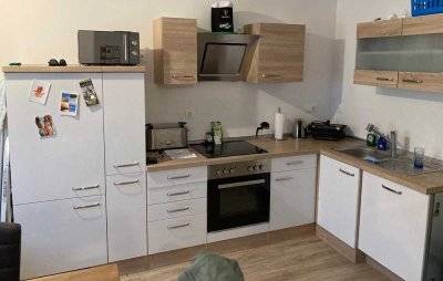 Geschmackvolle, neuwertige 2-Zimmer-Wohnung mit gehobener Innenausstattung in 93176 Beratzhausen
