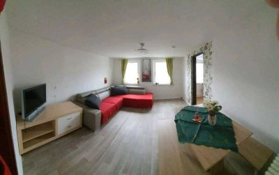 Freundliche und gepflegte 3,5 Zimmer-Wohnung mit EBK in Michelau in Oberfranken