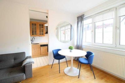 Zwischen Geotheplatz und Isar: Möblierte 1-ZiWohnung mit Küche,  Balkon u. Aufzug