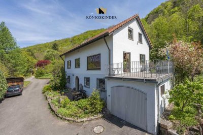 Seltene Gelegenheit: Großes Grundstück mit bestehendem Wohnhaus und möglicher Neubebauung.