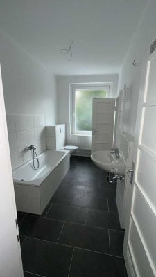 Großzügig geschnittene 4,5-Zimmerwohnung!
