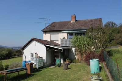 Zwei freistehende Einfamilenhäuser - Familienleben oder Kapitalanlage