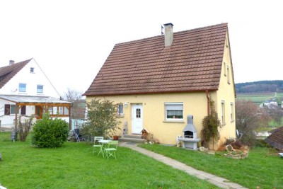 Gemütliches EFH mit großem Garten
in Göffingen