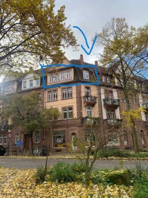 Nachmieter gesucht für schöne 3-ZKB Altbauwohnung mit Südbalkon direkt am Danteplatz
