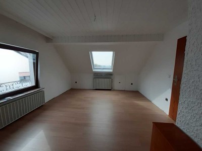 Helle 2-Zimmer-Maisonette-Wohnung in Hammersbach-Marköbel