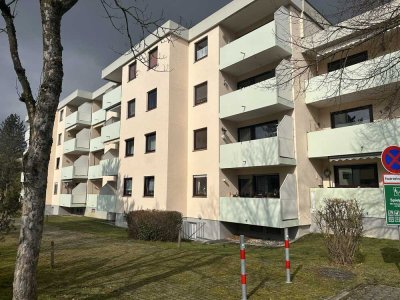 Hervorragend geschnittene 2 ZKB Wohnung mit Balkon in Mering - Ideal für München Pendler