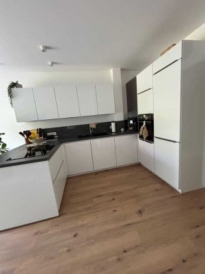 Neuwertige 3-Zimmer-EG Wohnung mit Garten, Terrasse & 2 Stellplätzen in Jüchen - provisionsfrei