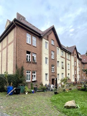 Frisch renovierte 2-Zimmer-Wohnung im Altbau!
